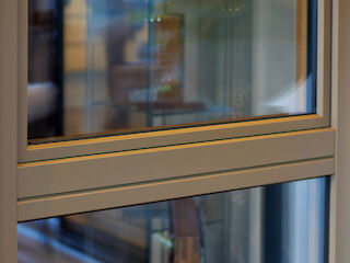 Holz-Aluminium-Fenster mit Unterlicht